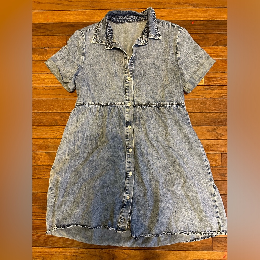 Button up denim dress.